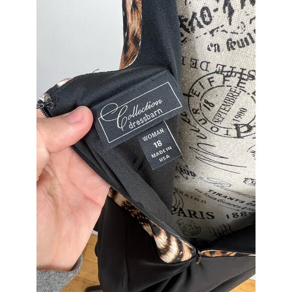 Dressbran Collection Cheetah Print sleeveless dress w/ draping & matching shawl - Picture 8 of 12